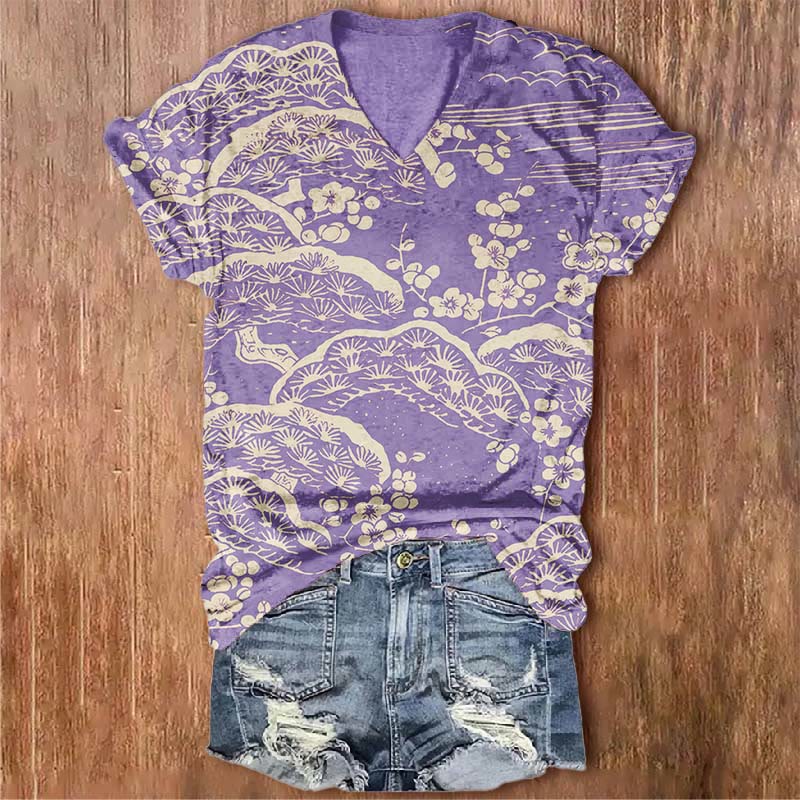 Women's Japanese Art Plum Blossom Art Print V-neck T-shirt