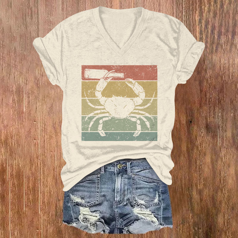Vintage Funny Crab Holding Beer Bottle Print V-neck T-shirt - Apricot - US32-34(5XL) - image 2