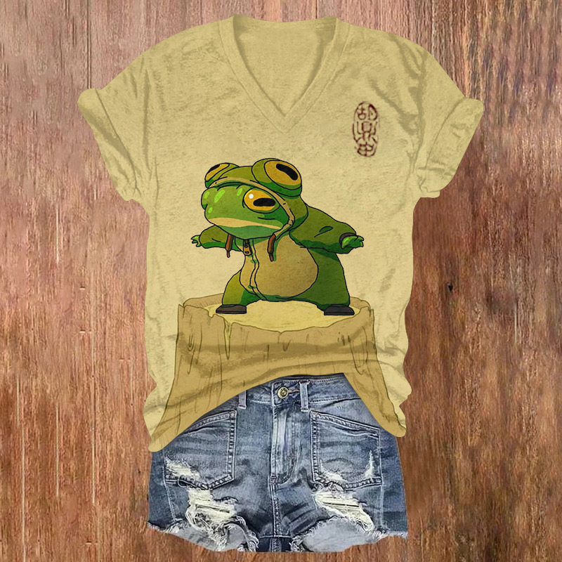 A Playful Frog Standing On A Log Printed Short Sleeved V-neck T-shirt - Yellow - US32-34(5XL) - image 1