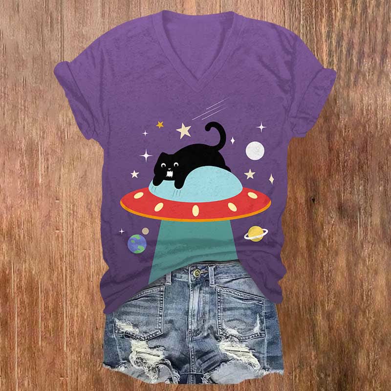Funny Black Cat Sleeping On UFO Print V-neck T-shirt - Purple - US32-34(5XL) - image 3