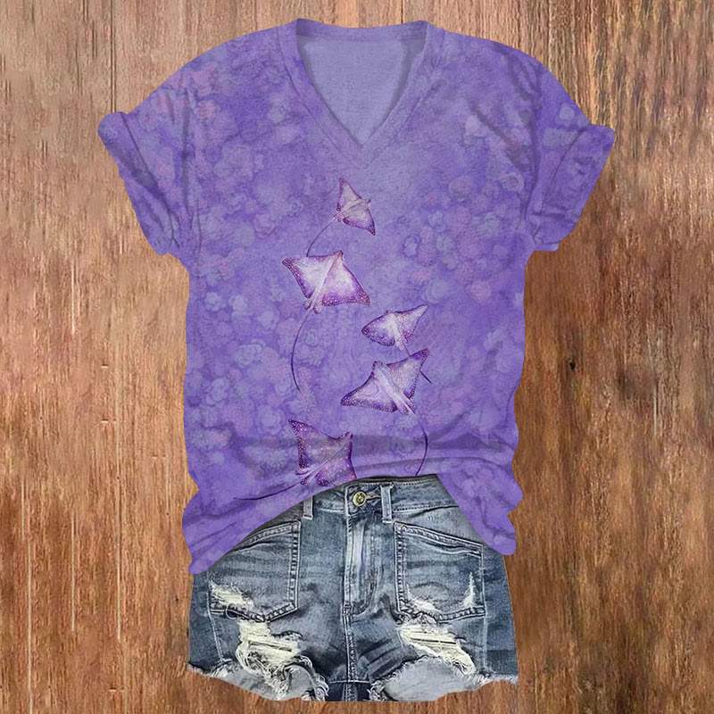  Art Manta Ray With Undersea Flowers Print V-neck T-shirt - Light Purple - US32-34(5XL) - image 4
