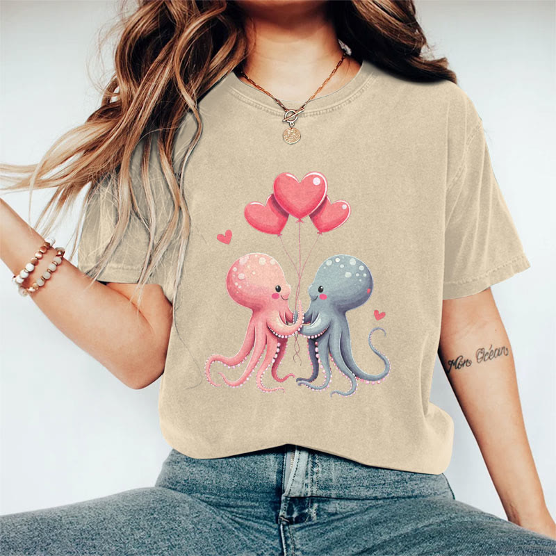 100% Cotton Valentine's Day Octopus Heart T-shirt - Apricot - 2XL - image 4