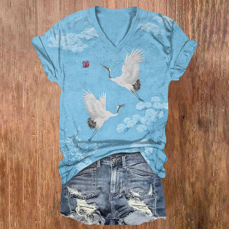 Vintage Ancient Painting Of A Crane Pattern Print Short Sleeved V-Neck T-Shirt - Sky Blue - US32-34(5XL) - image 4