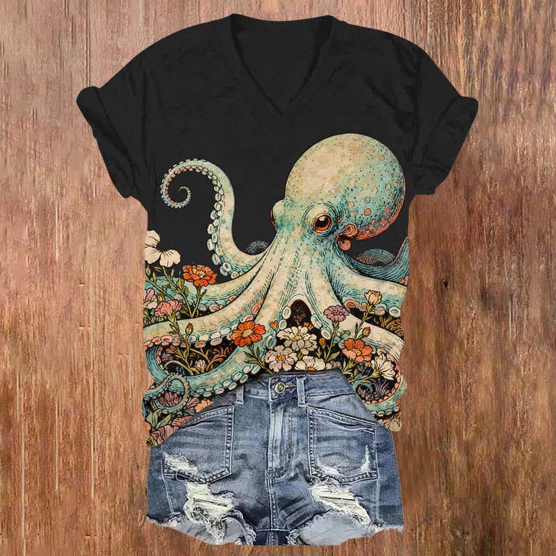 Vintage Octopus Surrounded By Flowers Print V-neck T-shirt - Black - US32-34(5XL) - image 4