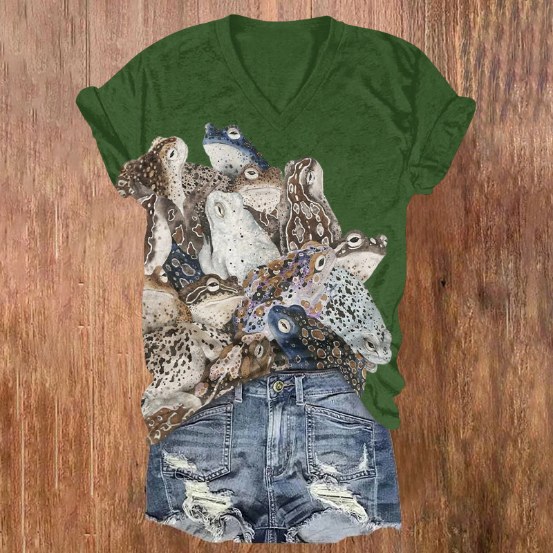 Funny Wet Frog Pile Pattern Print Short Sleeved V-neck T-shirt - Green - US32-34(5XL) - image 4