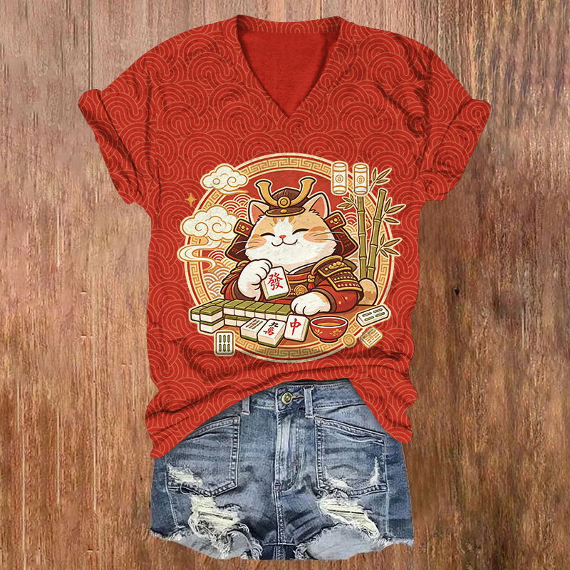 Cute Japanese Samurai Cat Mahjong Print Short Sleeved V-Neck T-Shirt - Red - US32-34(5XL) - image 3