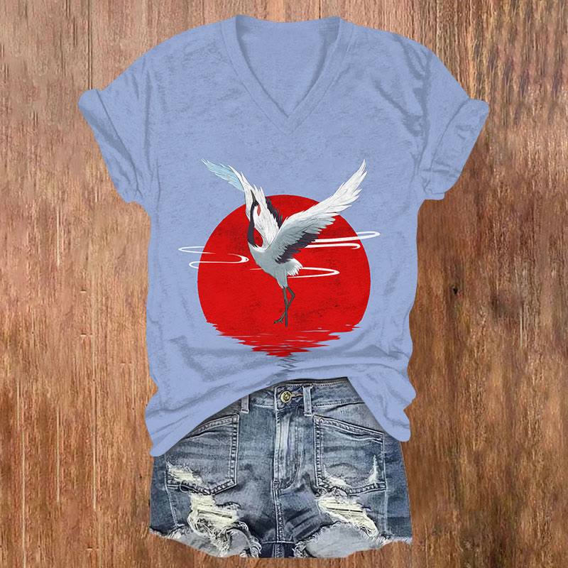 Japanese Style Red Sun Reflection Crane Print V-neck T-shirt - Light Blue - US32-34(5XL) - image 4
