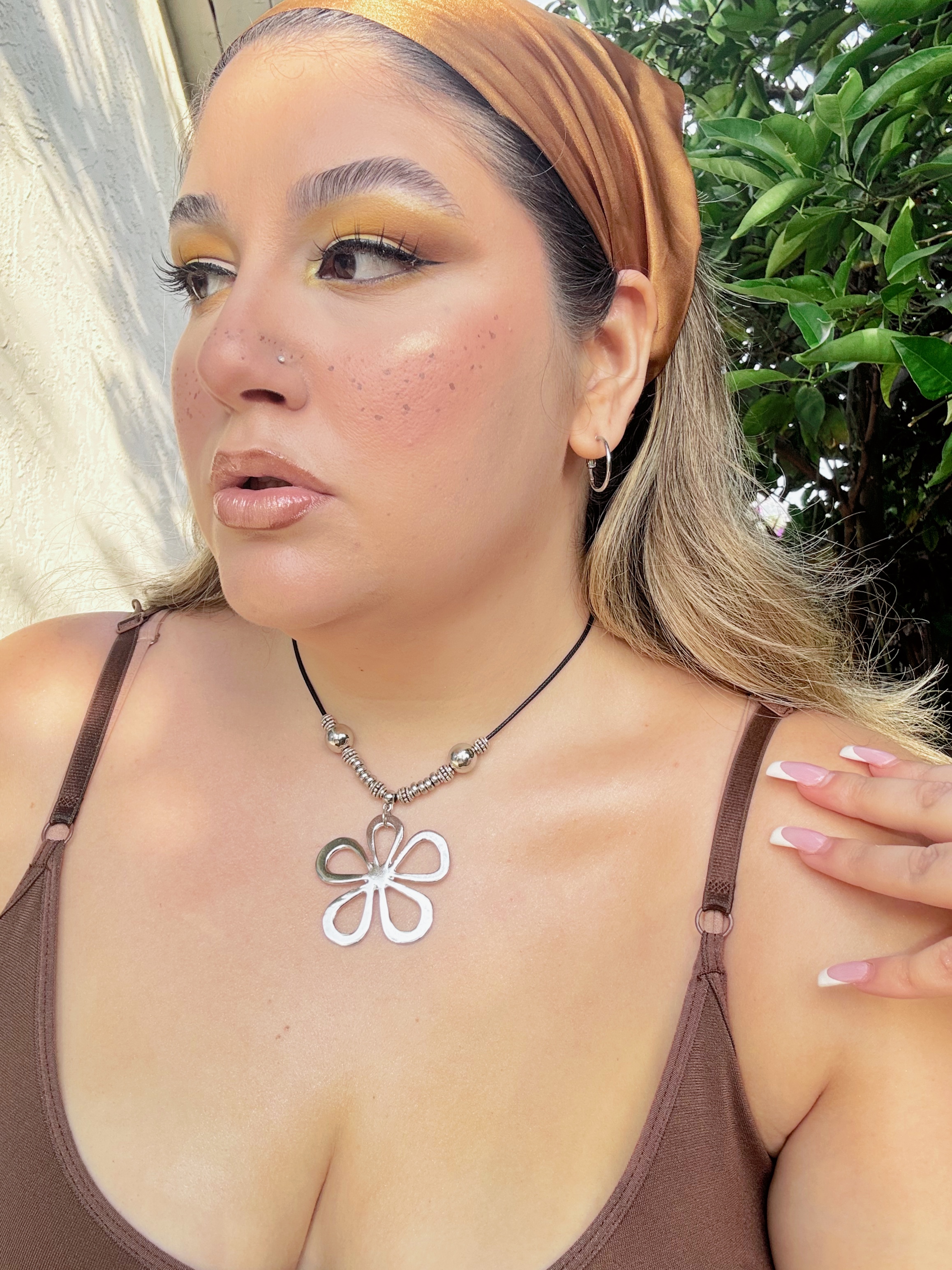 Floral Pattern Silver Necklace