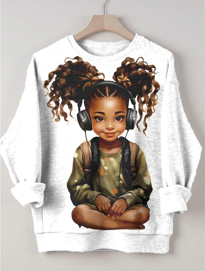 Women's Black Little Girl Listening To Music Print Casual Sweatshirt