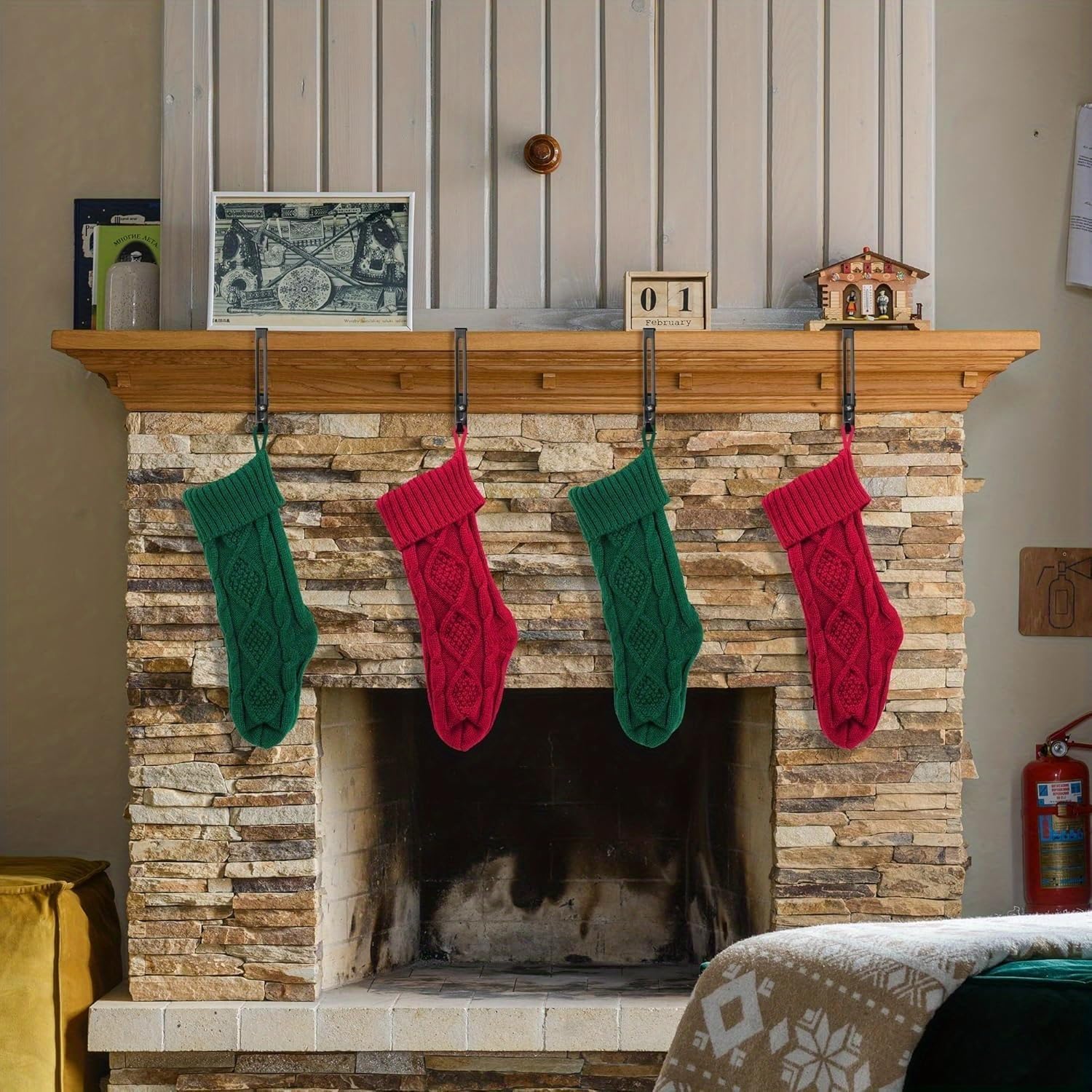 🎁Hot Sale 49% OFF - 2025 Christmas Fireplace Stocking and Garland Hanger
