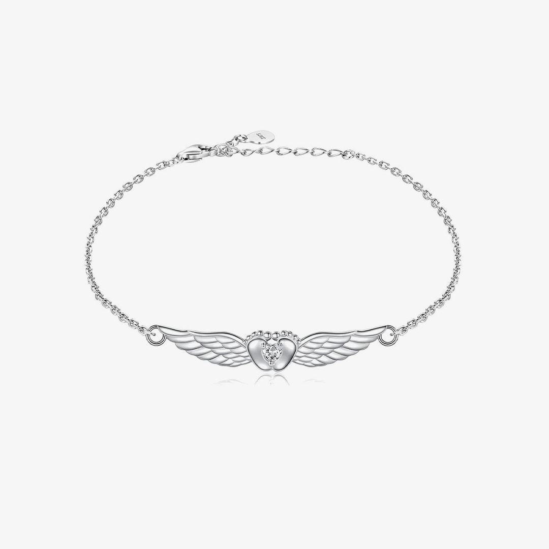 Mother and baby forever linked together Wings Bracelet