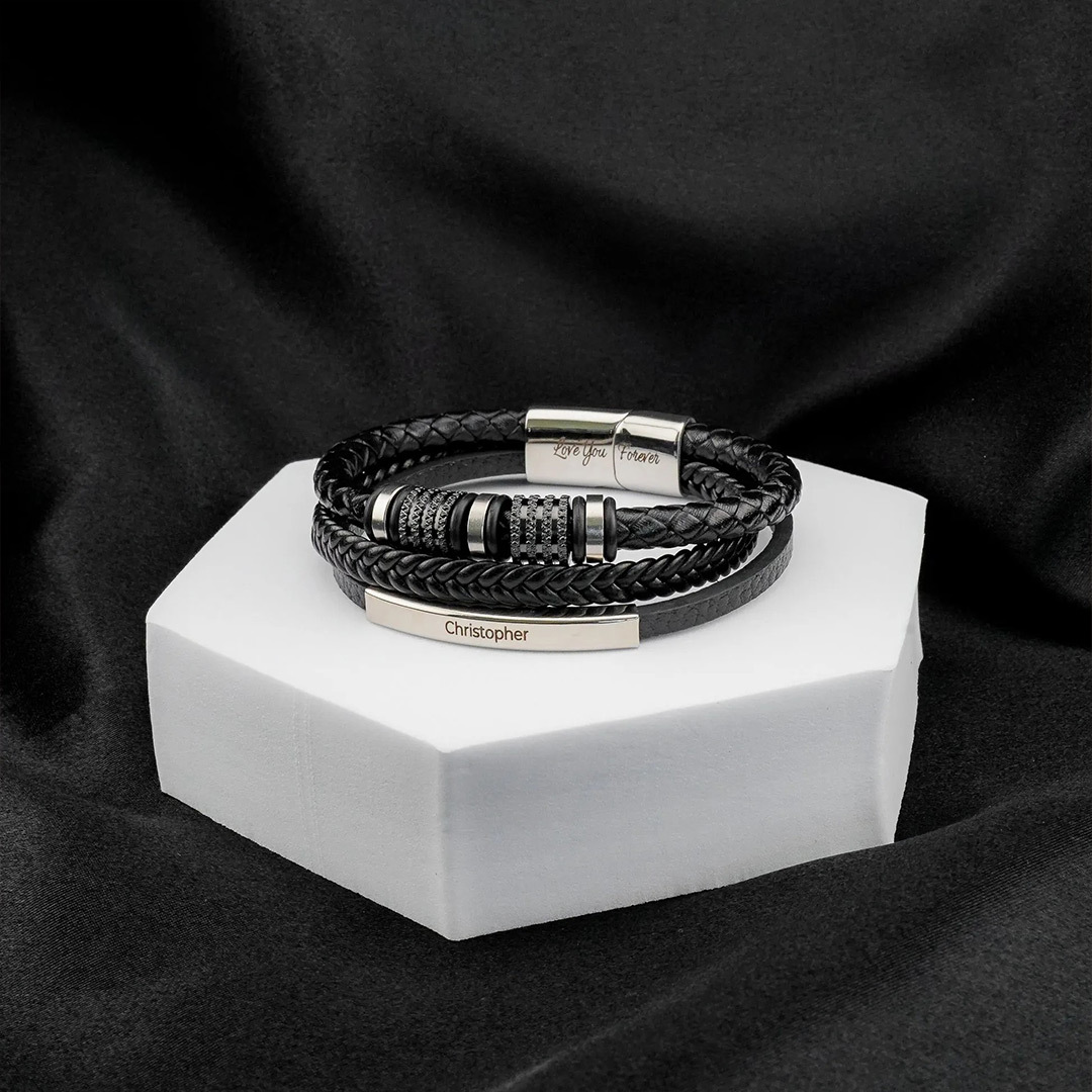 I’m a father to a son with wings-Customized name leather bracelet