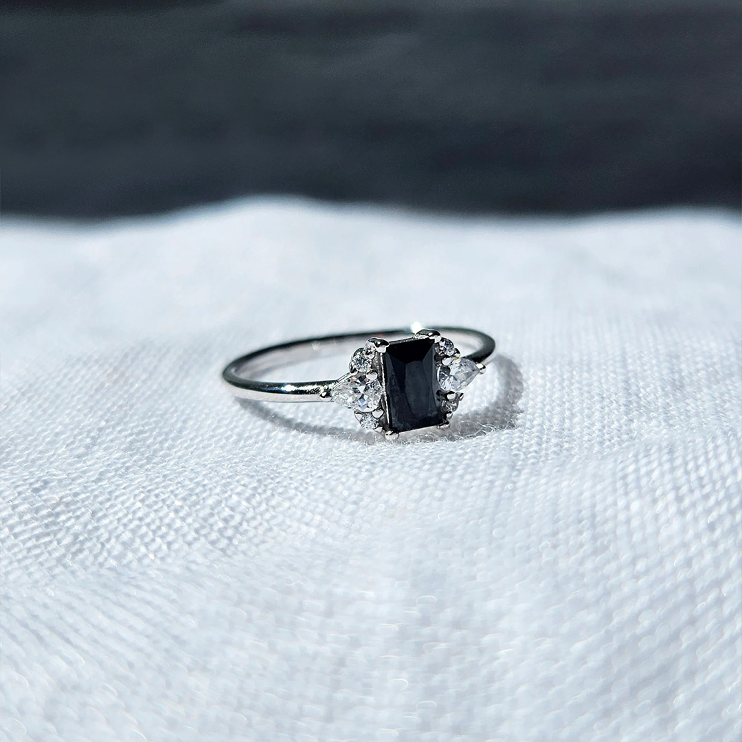 It's ok to not be ok-Black Square Diamond Ring