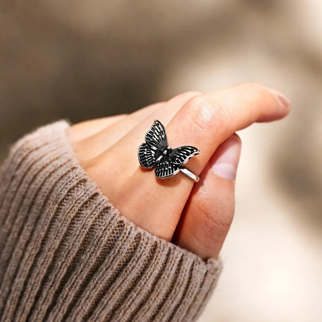 For Memorial-Black Butterfly Adjustable Ring