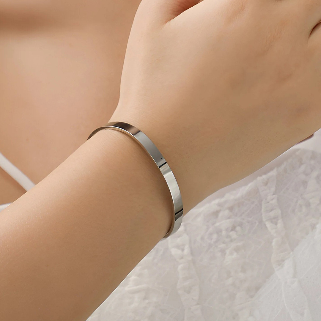 To My Furbaby in Heaven Paw print name custom bracelet