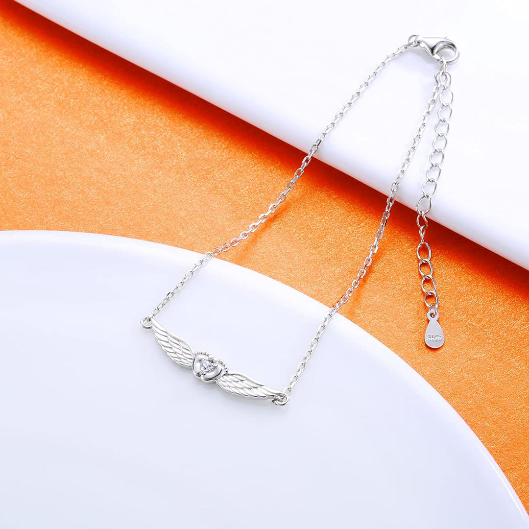 Mother and baby forever linked together Wings Bracelet