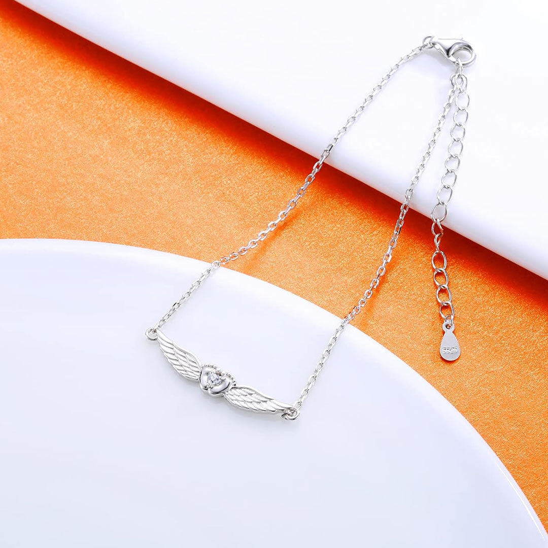 Mother and baby forever linked together Wings Bracelet
