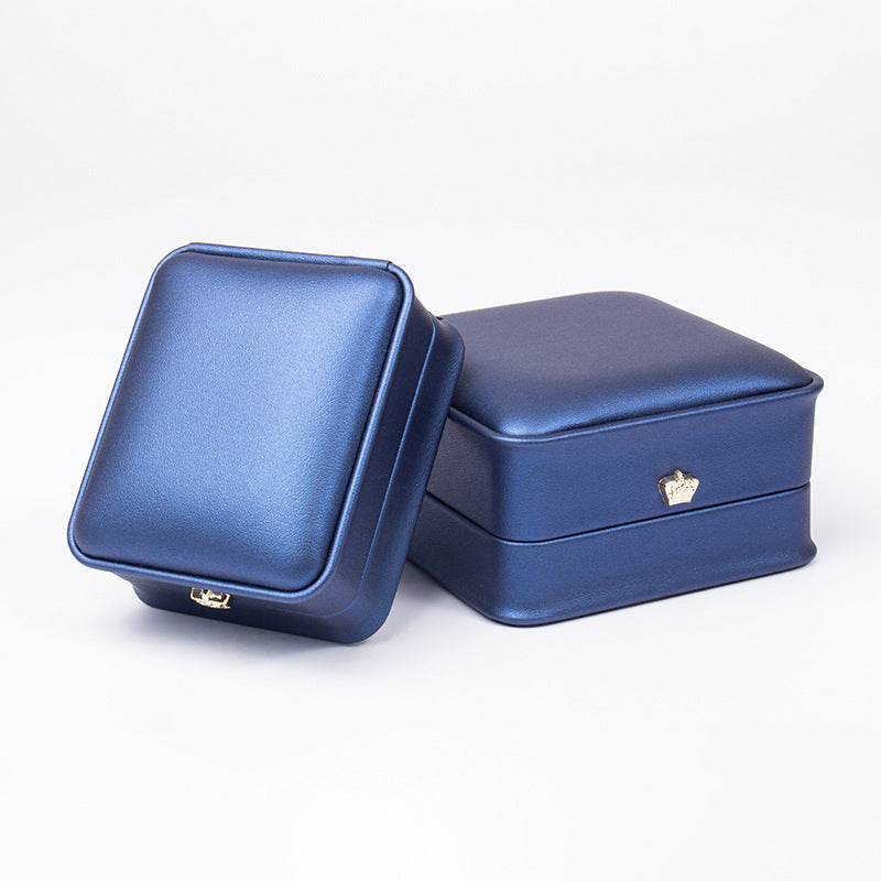 Crown Leather Blue Jewelry Pack