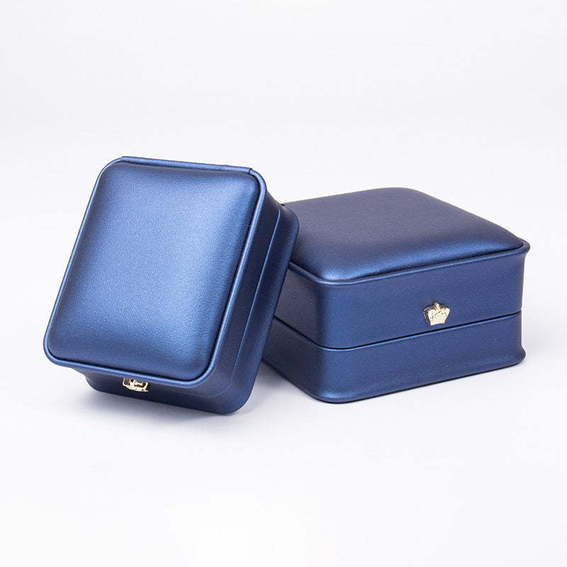 Crown Leather Blue Jewelry Pack