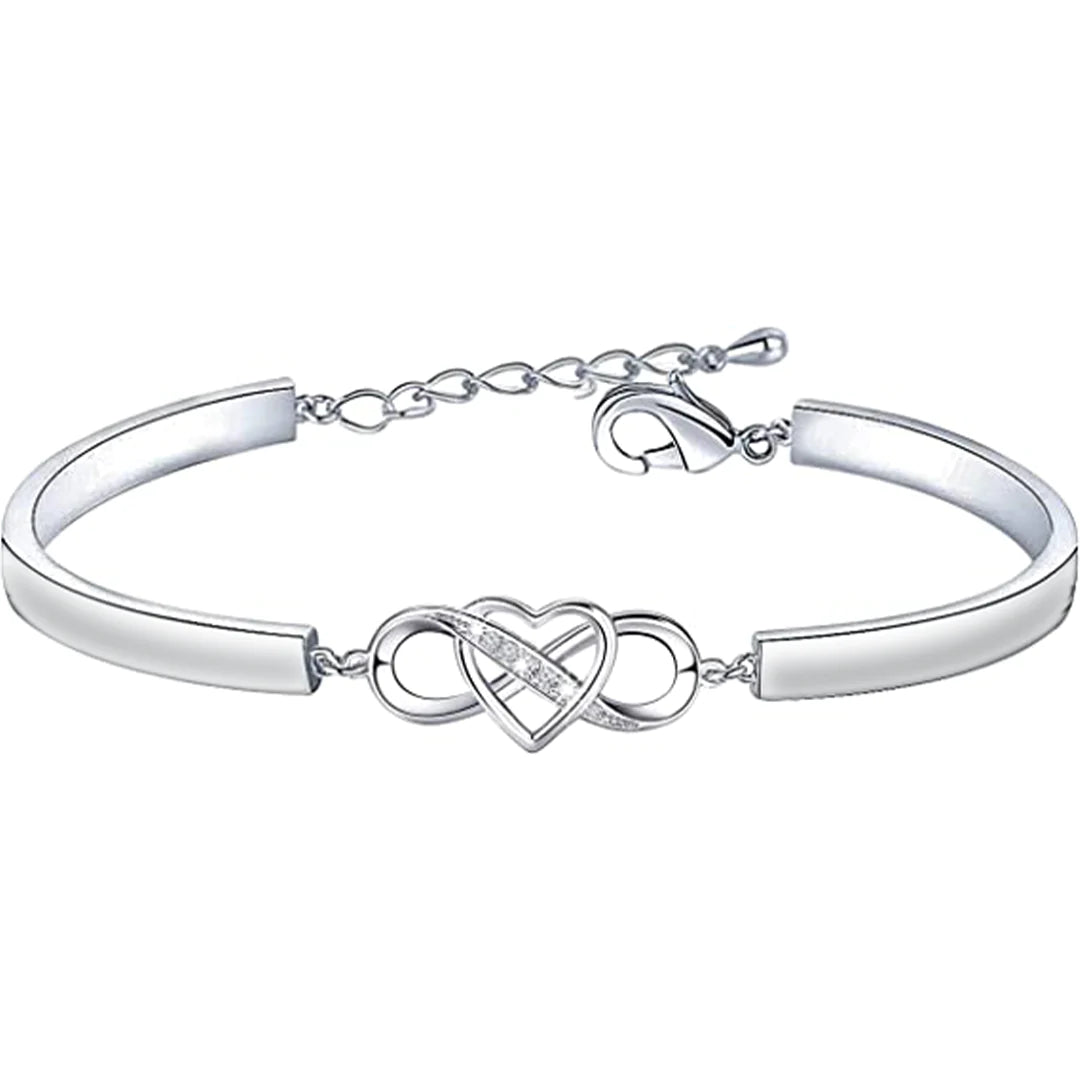 The Love Between Aunt & Niece/Friends/Grandmother&Granddaughter Is Forever Heart Bracelet