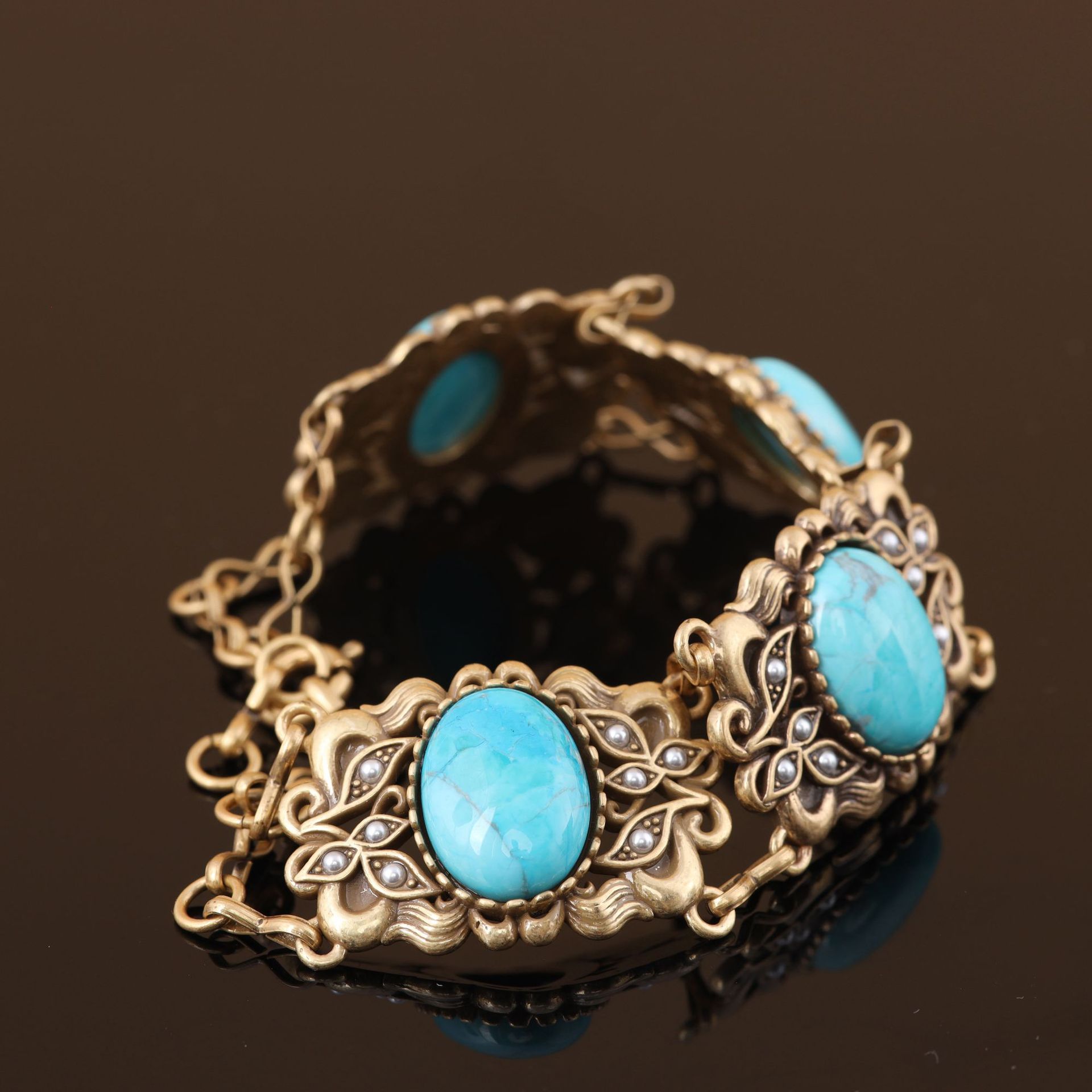 Turquoise Bracelet – Vintage-Inspired Hollow Filigree Luxury Design