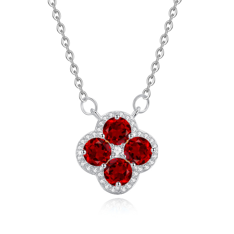 Four-leaf clover garnet necklace in sterling silver – January birthstone jewelry gift