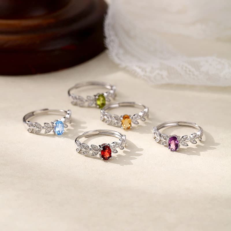 Leaf-Inspired Pigeon Egg Ring – Peridot Promise Ring in Sterling Silver