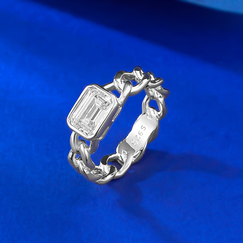 Moissanite Ring - Cuban Chain Rectangle Cut in S925 Silver