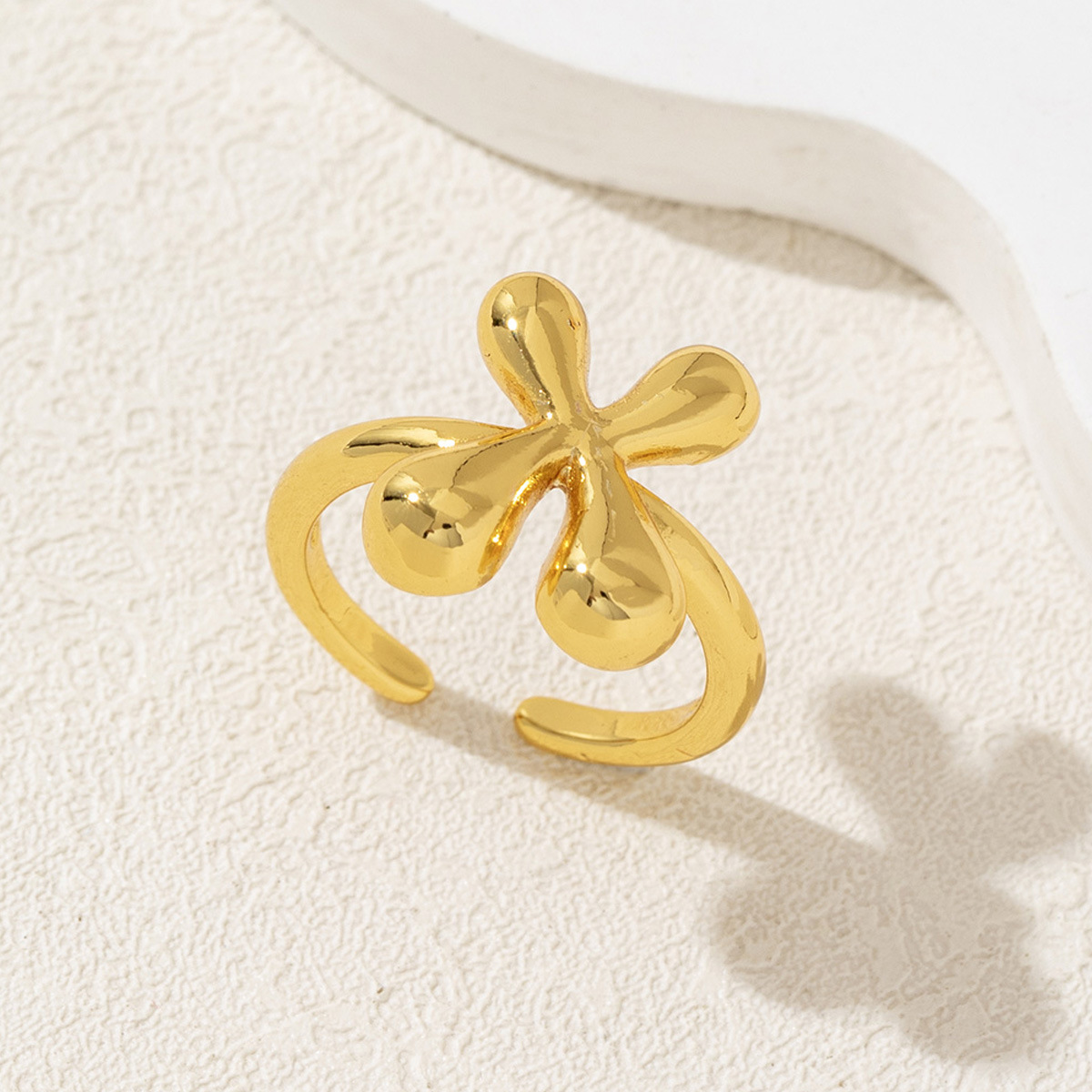 Letter Ring – Polished Mirror Finish Alphabet Initial Ring