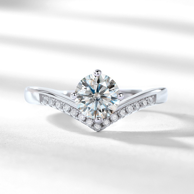 Classic 1 Carat Moissanite Open Ring in S925 Silver | Princess Crown Engagement Ring