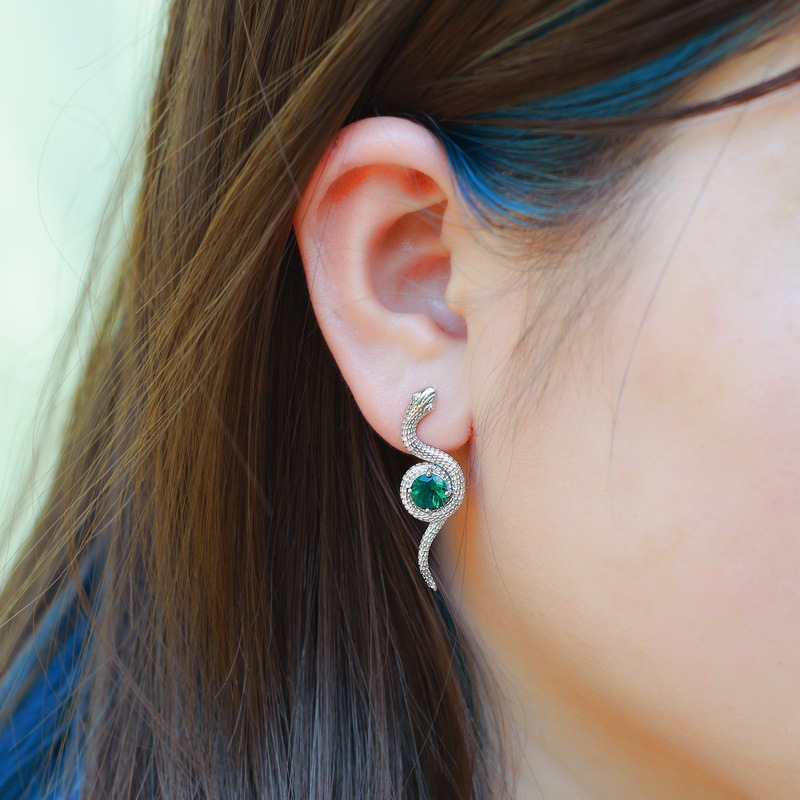 May Birthstone Jewelry Guide: Discover the Beauty of Emerald-BlingKu Jewelry