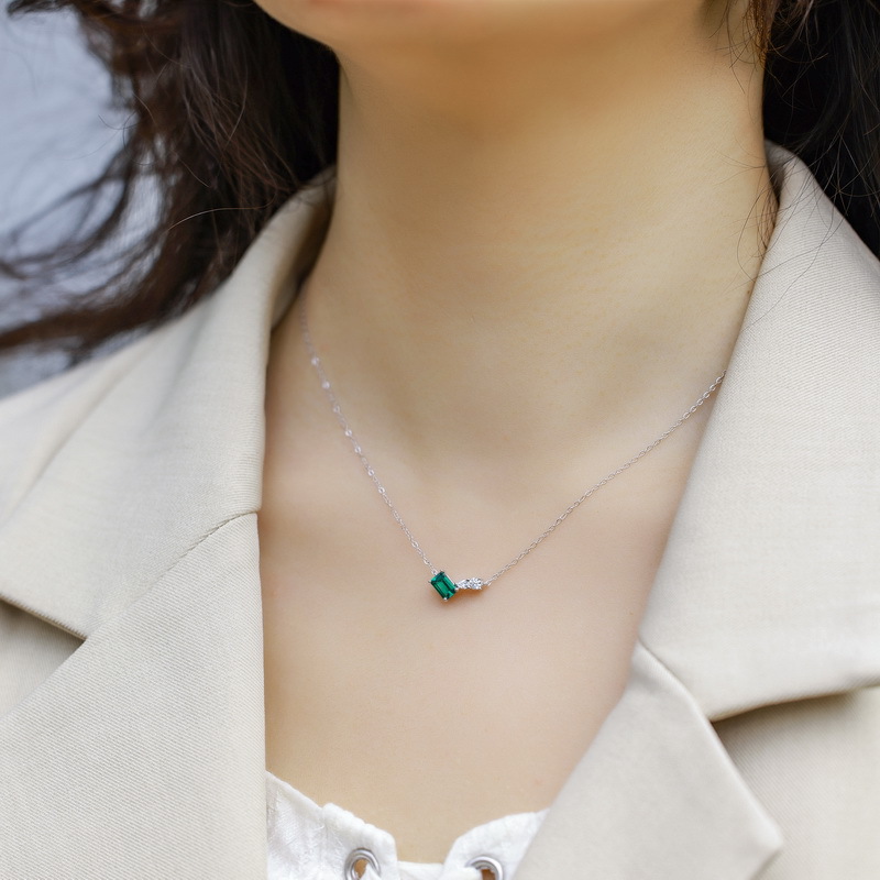 Lab-Grown Emerald Birthstone Necklace in S925 Sterling Silver