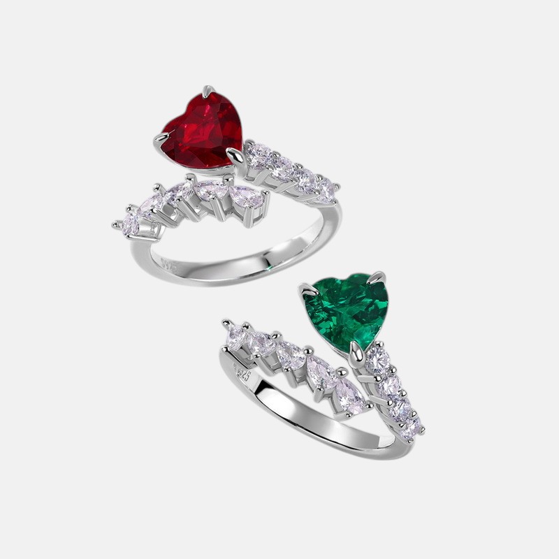 Solitaire Engagement Ring Style – S925 Silver Heart Ring with Side Stones