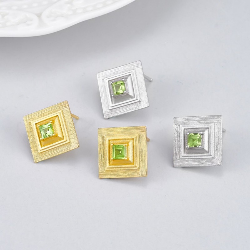 S925 Silver Geometric Peridot Stud Earrings
