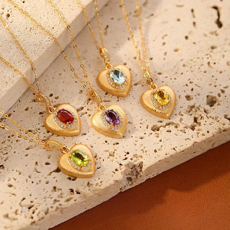 Peridot Heart Necklace – Brushed S925 Silver Birthstone Jewelry | Blingku