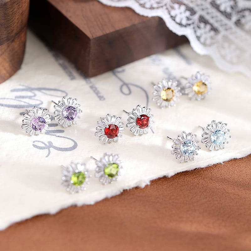 Sterling Silver Birthstone Jewelry – Sunflower Peridot Stud Earrings