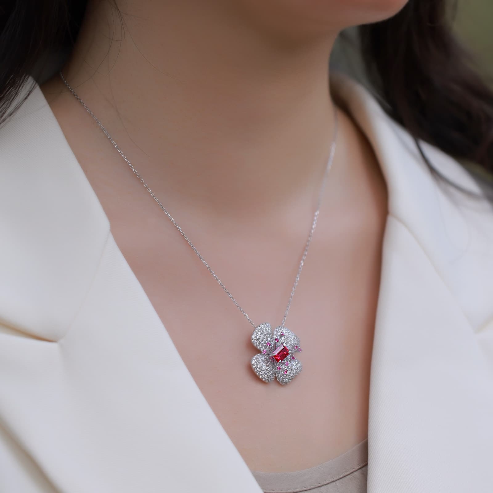 Four-Leaf Clover Sapphire Necklace S925 Sterling Silver with Full Pavé Diamonds