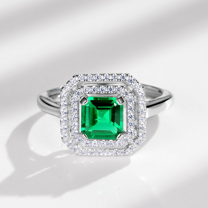 Lab Grown Diamond Engagement Ring – Emerald Halo S925 Silver