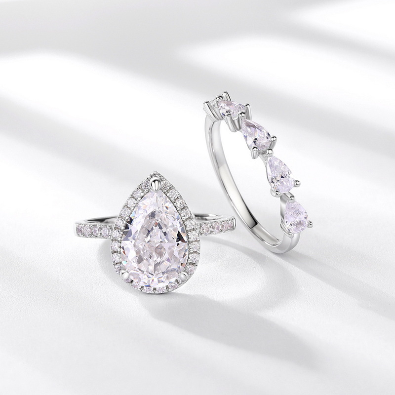 Moissanite Jewelry – Sparkling Teardrop Ice-Flower Cut Ring for Women