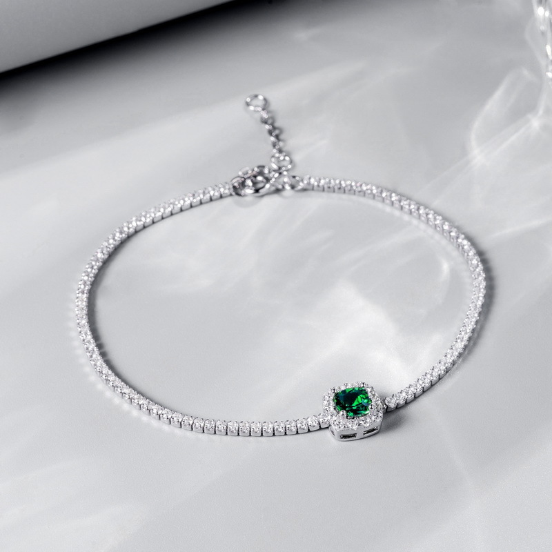 Secure clasp on May emerald birthstone bracelet - S925 sterling silver craftsmanship