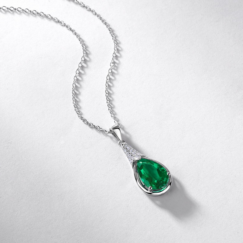 Teardrop Emerald Silver Necklace – S925 with Cultured Gemstone Pendant