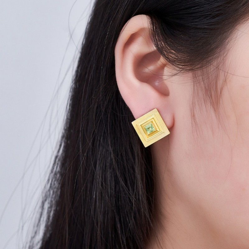 S925 Silver Geometric Peridot Stud Earrings