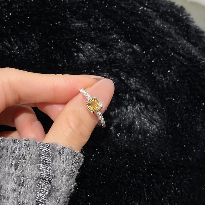 Natural Peridot Ring – S925 Sterling Silver Open Band Cube Design