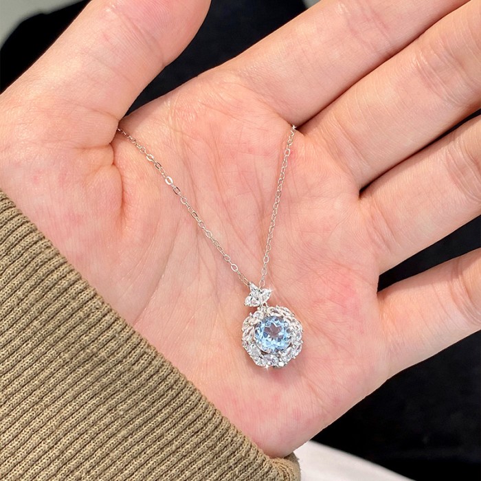 Peridot Charm Necklace – S925 Sterling Silver Ice Flower Pendant