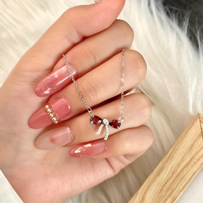 Peridot Birthstone Necklace – S925 Silver Crystal Pendant with Gemstone Variants