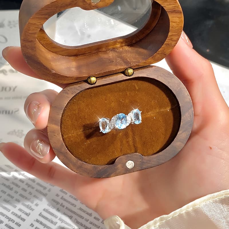 Triple Gem Geometric Ring in S925 Silver – Peridot Silver Ring Option