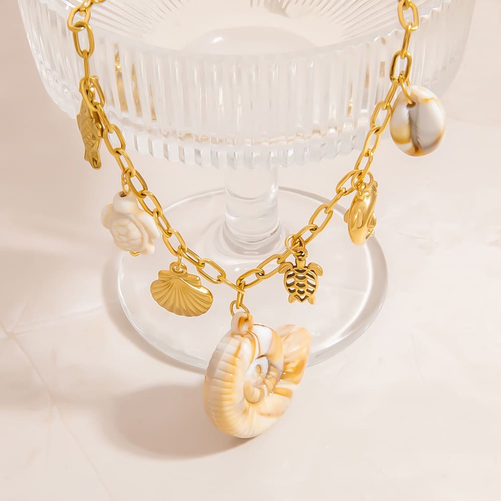 Coral Shell Necklace – Natural Stone Sea Conch Pendant