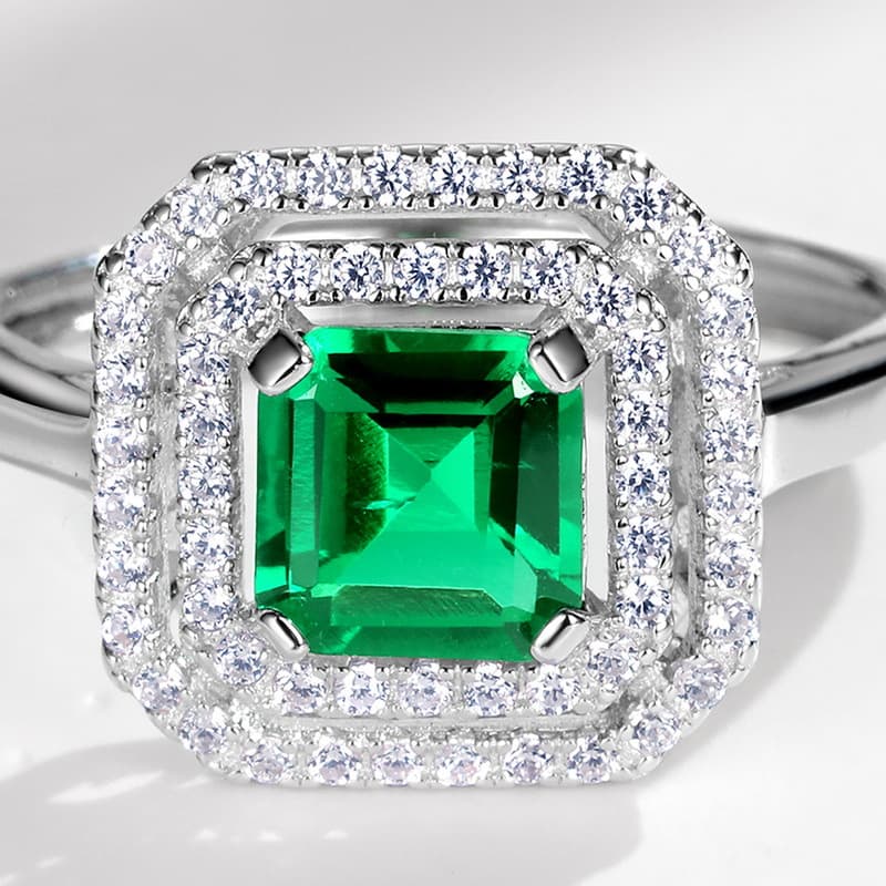 Lab Grown Diamond Engagement Ring – Emerald Halo S925 Silver