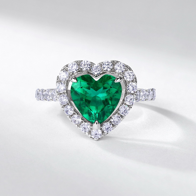 Heart Shaped Engagement Ring – Lab Created Emerald S925 Silver