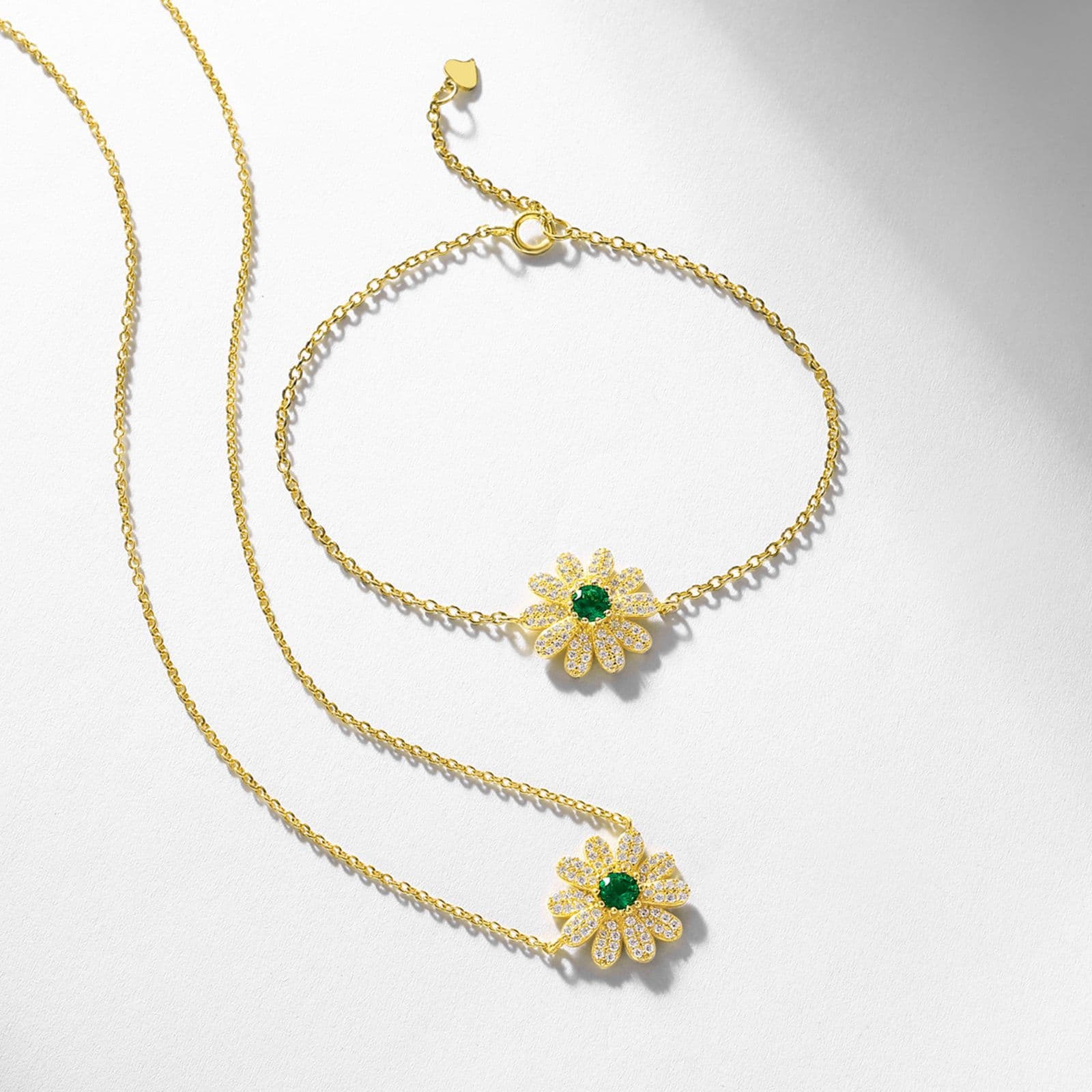 Floral Bracelet – S925 Gold-Plated Daisy Lab Gemstone Jewelry